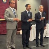 (Co-Chair Adrian Smith, Co-Chair Joaquin Castro, and Ambassador Yamada toast in celebration of the U.S.-Japan alliance.)